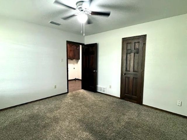 413 N Trail Street, Crowley, TX 76036