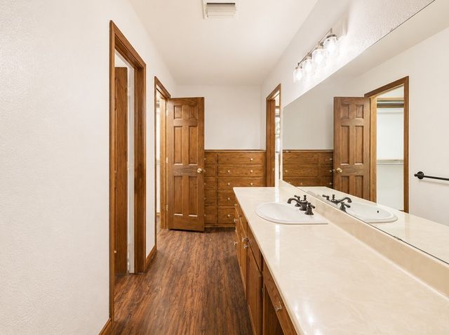 413 N Trail Street, Crowley, TX 76036