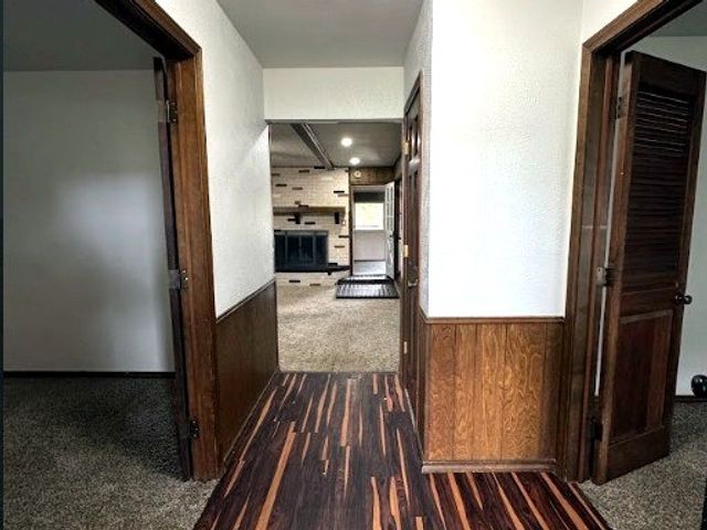 413 N Trail Street, Crowley, TX 76036