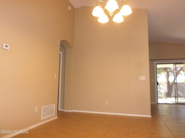 3020 S Beck Drive, Tucson, AZ 85730