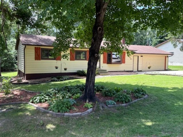 2108 Irvine Place, Alexandria, MN 56308