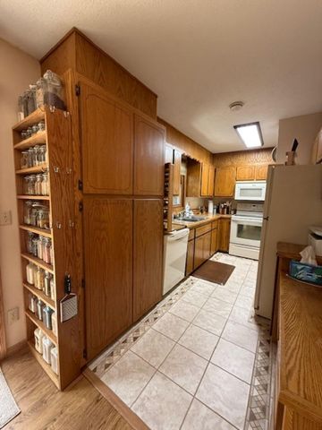 2108 Irvine Place, Alexandria, MN 56308