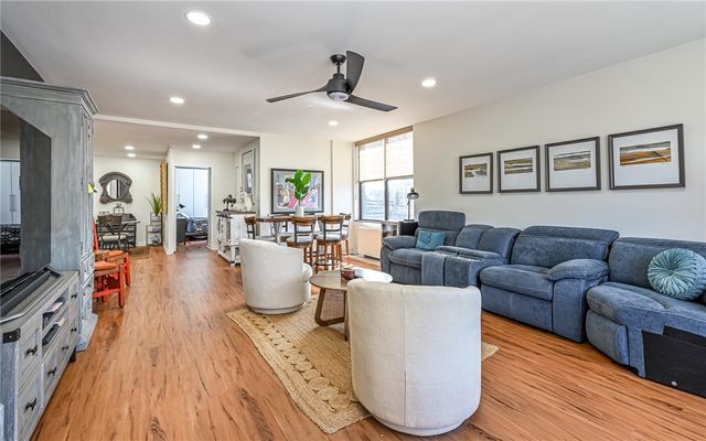 112 Washington Place 10A, Downtown Pgh, PA 15219