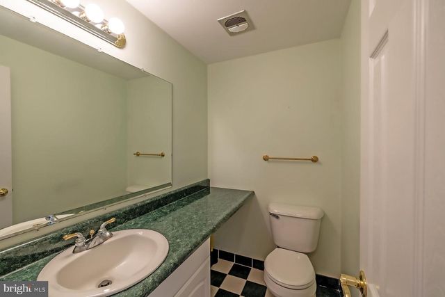 700 SUSQUEHANNA RD, Philadelphia, PA 19111