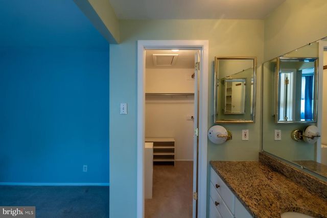 700 SUSQUEHANNA RD, Philadelphia, PA 19111