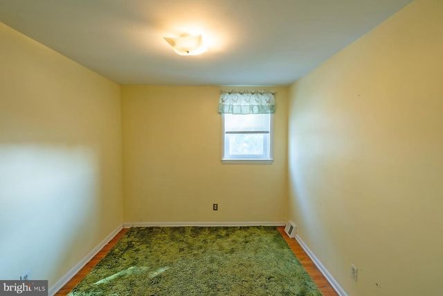 700 SUSQUEHANNA RD, Philadelphia, PA 19111