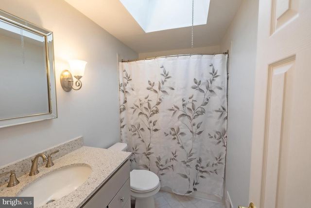700 SUSQUEHANNA RD, Philadelphia, PA 19111