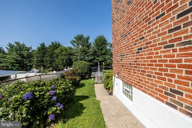 700 SUSQUEHANNA RD, Philadelphia, PA 19111