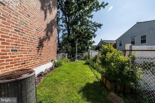 700 SUSQUEHANNA RD, Philadelphia, PA 19111