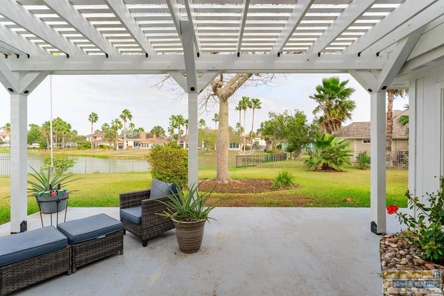 31 Ocelot Trail, Laguna Vista, TX 78578