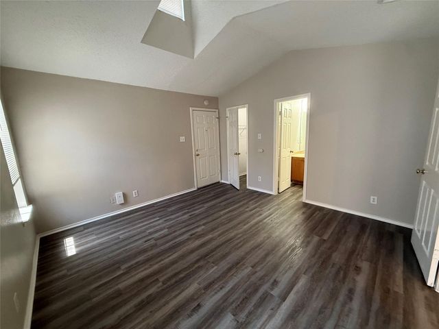 9313 Kempler DR B, Austin, TX 78748