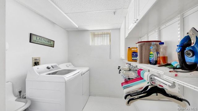 27 Woodside Avenue, Harrison, NY 10604