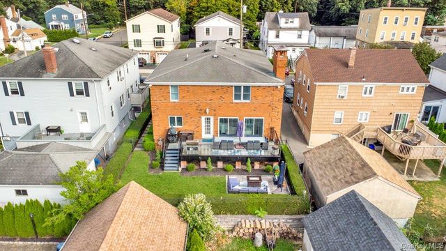 27 Woodside Avenue, Harrison, NY 10604