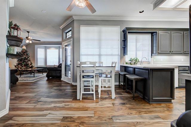 2715 NW 31st Place, Newcastle, OK 73065