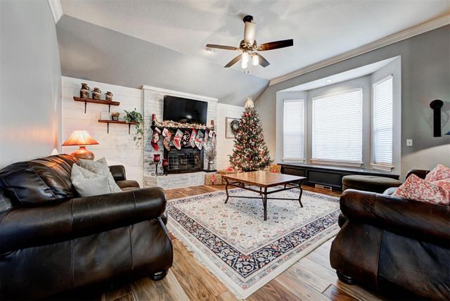 2715 NW 31st Place, Newcastle, OK 73065