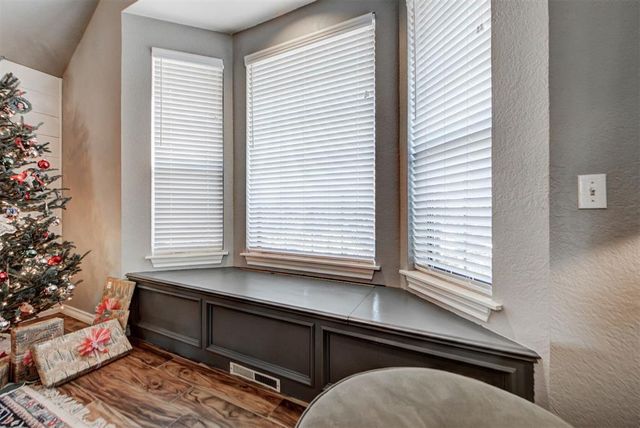 2715 NW 31st Place, Newcastle, OK 73065