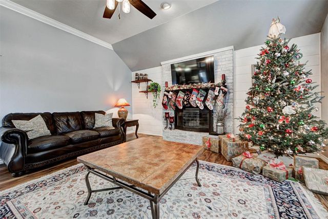 2715 NW 31st Place, Newcastle, OK 73065