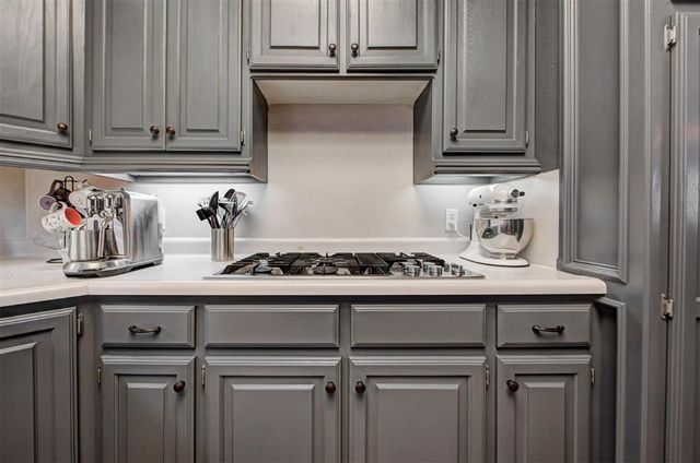 2715 NW 31st Place, Newcastle, OK 73065