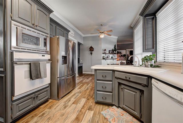 2715 NW 31st Place, Newcastle, OK 73065