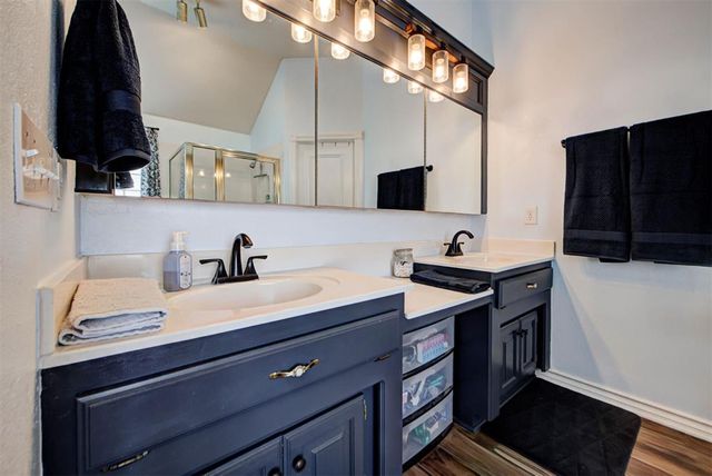 2715 NW 31st Place, Newcastle, OK 73065