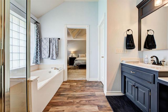 2715 NW 31st Place, Newcastle, OK 73065