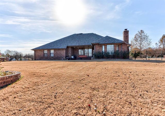 2715 NW 31st Place, Newcastle, OK 73065
