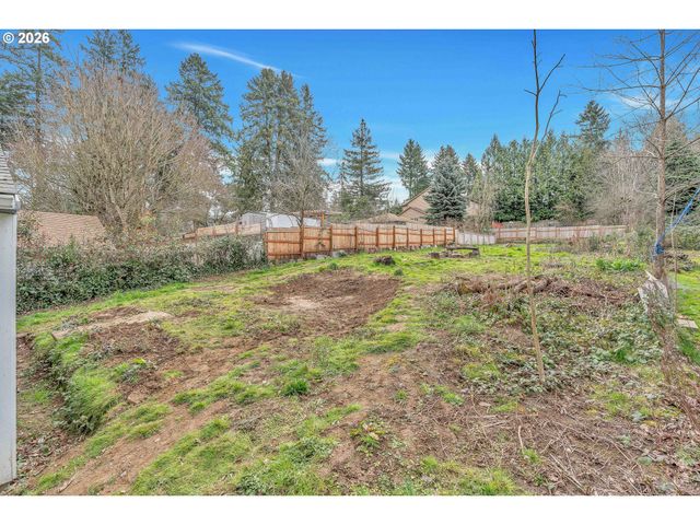 15412 Ne HALSEY St, Portland, OR 97230