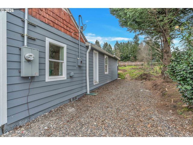 15412 Ne HALSEY St, Portland, OR 97230