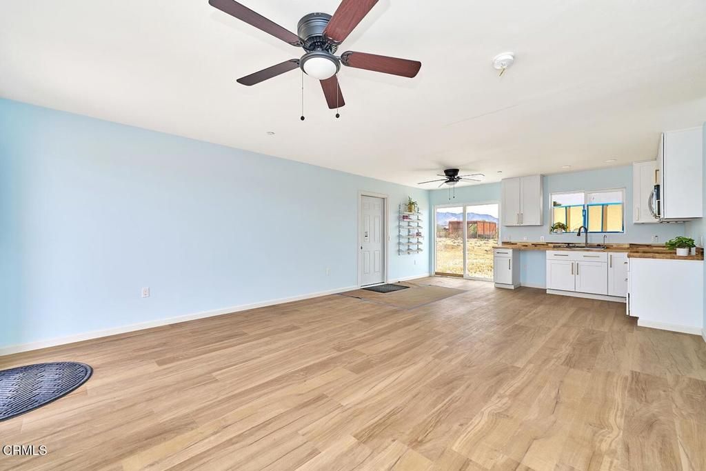 Image 21 of property listing at 9210 Cherokee Trail, Lucerne Valley, CA 92356