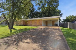 5697 TULIP TREE DR, Memphis, TN 38115