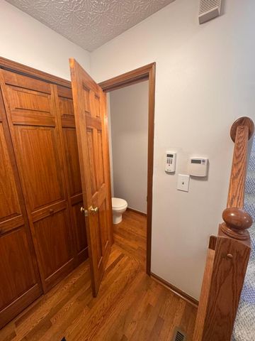 5493 Meadow Passage Drive, Canal Winchester, OH 43110