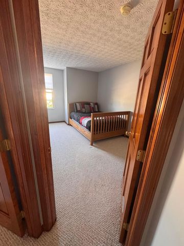 5493 Meadow Passage Drive, Canal Winchester, OH 43110