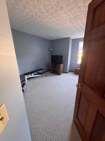 5493 Meadow Passage Drive, Canal Winchester, OH 43110