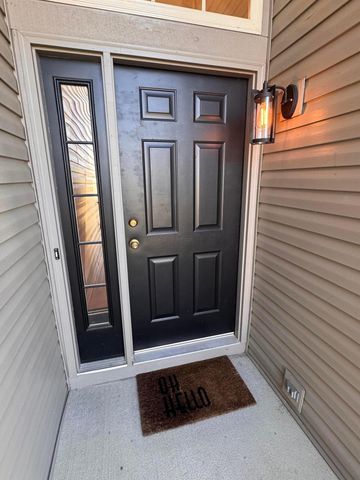 5493 Meadow Passage Drive, Canal Winchester, OH 43110