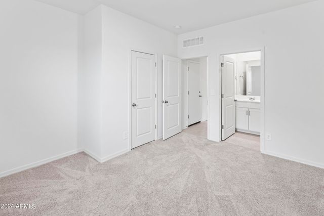 9637 W AGORA Lane, Tolleson, AZ 85353