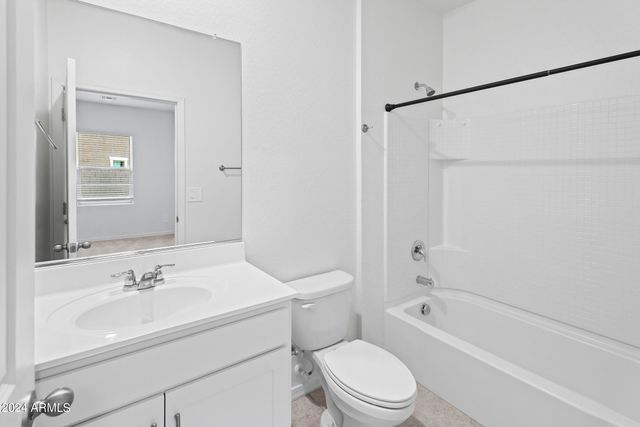 9637 W AGORA Lane, Tolleson, AZ 85353