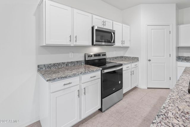 9637 W AGORA Lane, Tolleson, AZ 85353
