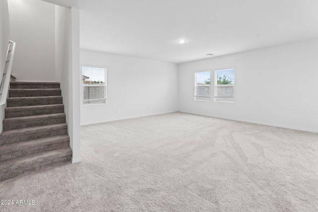 9637 W AGORA Lane, Tolleson, AZ 85353