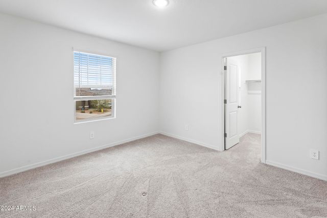 9637 W AGORA Lane, Tolleson, AZ 85353