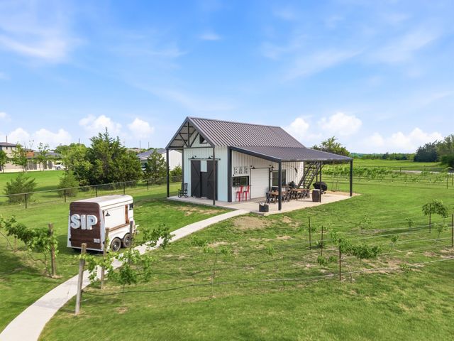 103 Old Decatur Road, Decatur, TX 76234