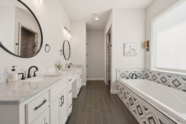 103 Old Decatur Road, Decatur, TX 76234