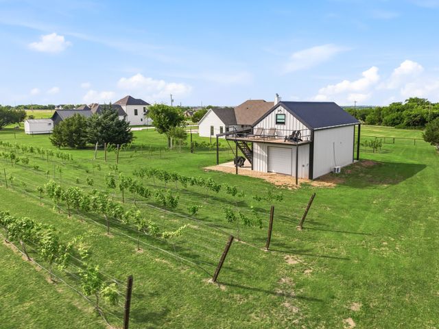 103 Old Decatur Road, Decatur, TX 76234