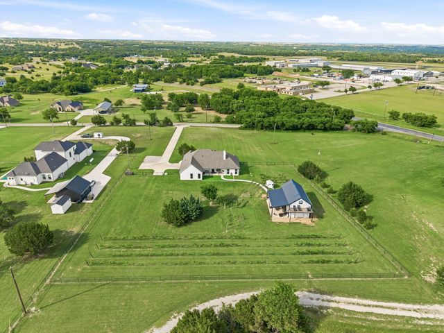 103 Old Decatur Road, Decatur, TX 76234