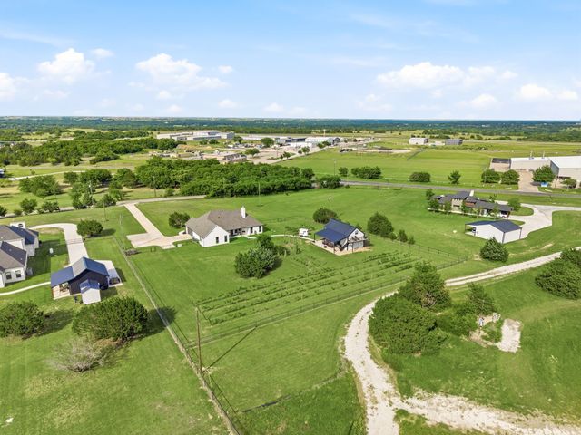 103 Old Decatur Road, Decatur, TX 76234