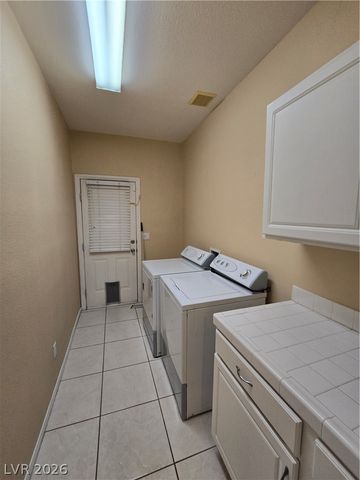 2232 Alanhurst Drive, Henderson, NV 89052