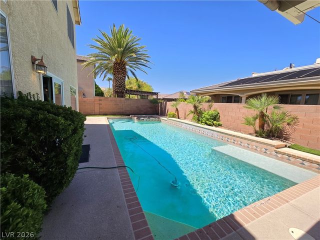 2232 Alanhurst Drive, Henderson, NV 89052