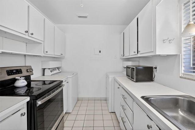 1032 NW 83 Avenue D58, Plantation, FL 33322