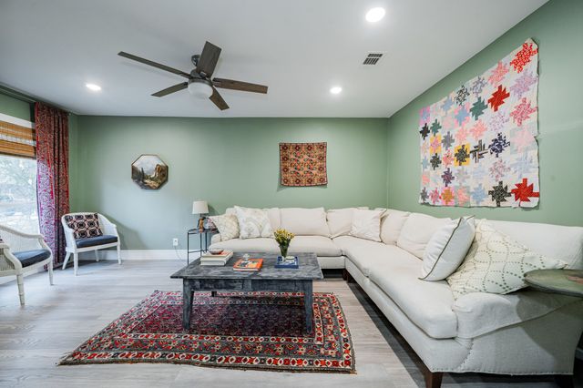 3211 Crest Ridge Drive, Dallas, TX 75228