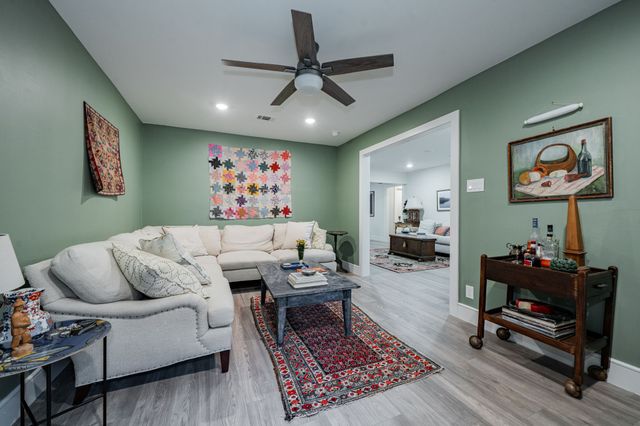 3211 Crest Ridge Drive, Dallas, TX 75228