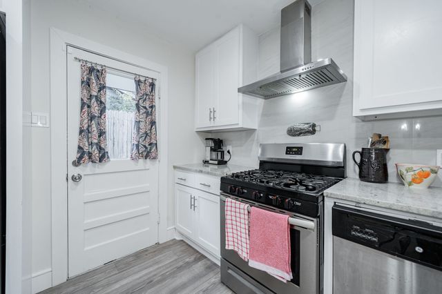 3211 Crest Ridge Drive, Dallas, TX 75228